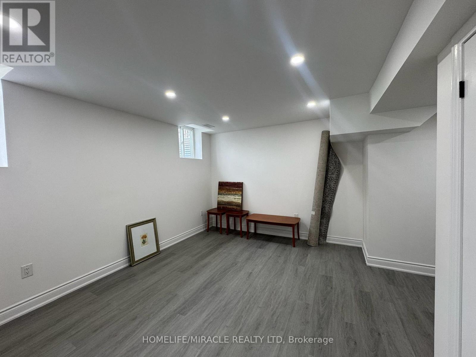 185 Featherstone Road, Milton, Ontario  L9T 6B8 - Photo 9 - W13442064