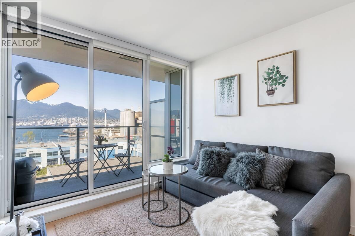603 933 E Hastings Street, Vancouver, British Columbia  V6A 0G6 - Photo 2 - R3135445