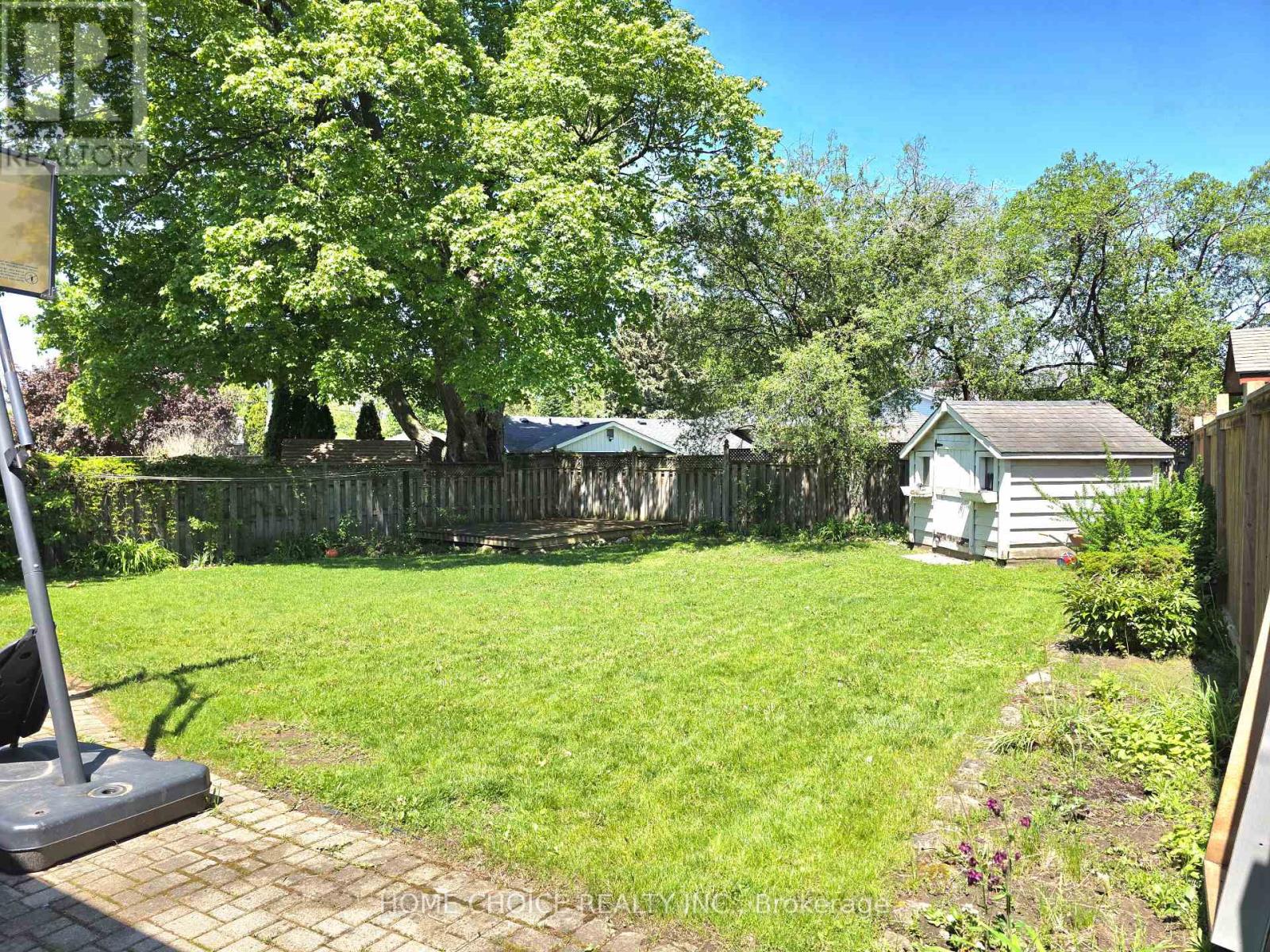 130 Champlain Crescent, Kitchener, Ontario  N2B 2Y6 - Photo 40 - X13442336