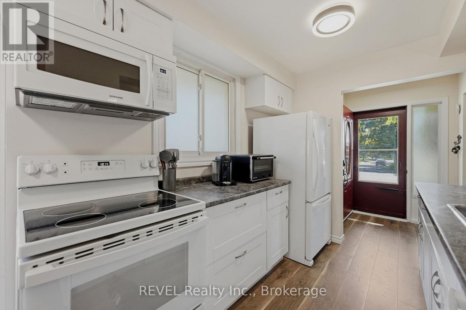 3727 Orlando Drive, Niagara Falls, Ontario  L2J 4B5 - Photo 14 - X13442364