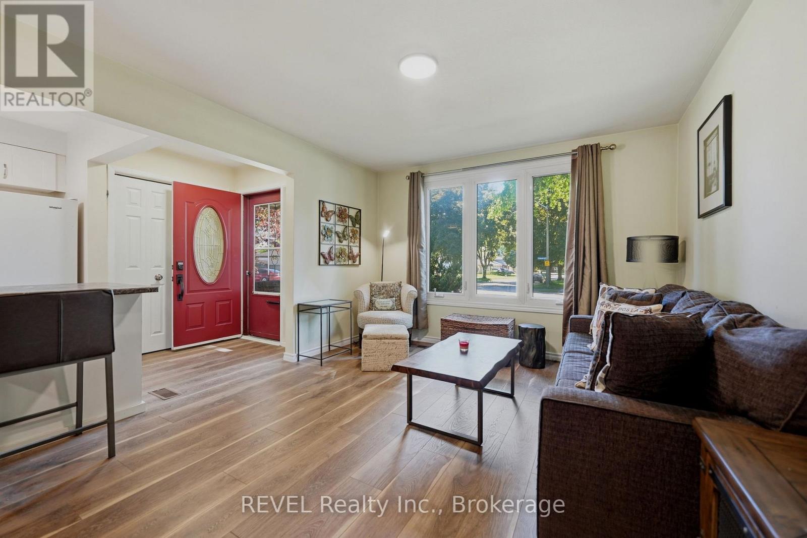 3727 Orlando Drive, Niagara Falls, Ontario  L2J 4B5 - Photo 8 - X13442364