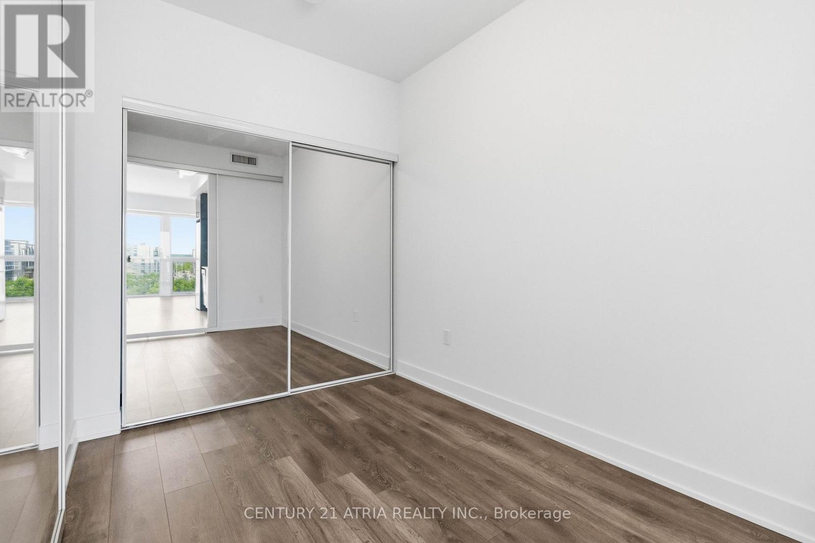 Ph811 - 2343 Khalsa Gate, Oakville, Ontario  L6M 5R6 - Photo 12 - W13249390