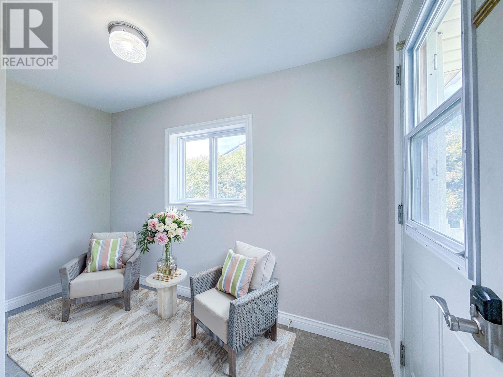 18 Laurie Drive, Charlottetown, Prince Edward Island  C1A 5M8 - Photo 4 - 202614335