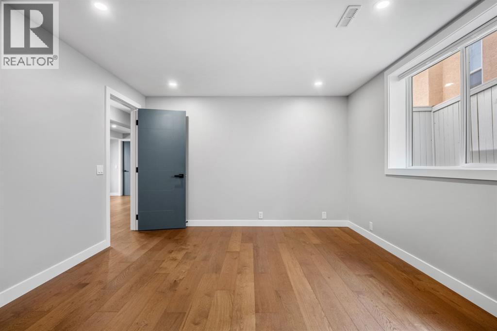 3223 Signal Hill Drive Sw, Calgary, Alberta  T3H 3T4 - Photo 38 - A2318865