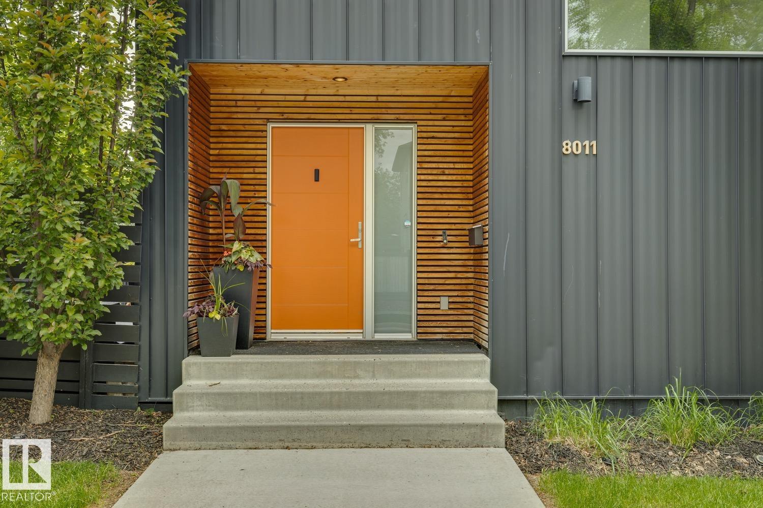 10958 80 Av NW, Edmonton, Alberta  T6G 0R1 - Photo 4 - E4489469