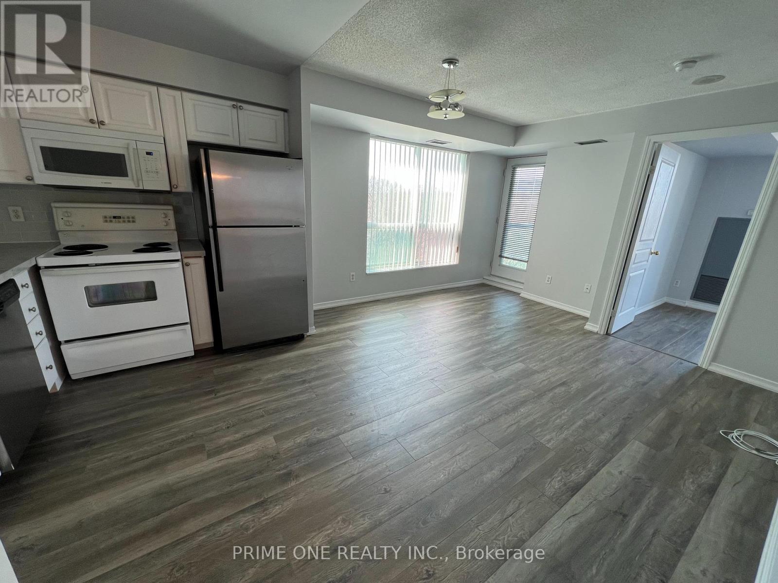 510 - 2545 Erin Centre Boulevard, Mississauga, Ontario  L5M 6Z9 - Photo 3 - W13442376