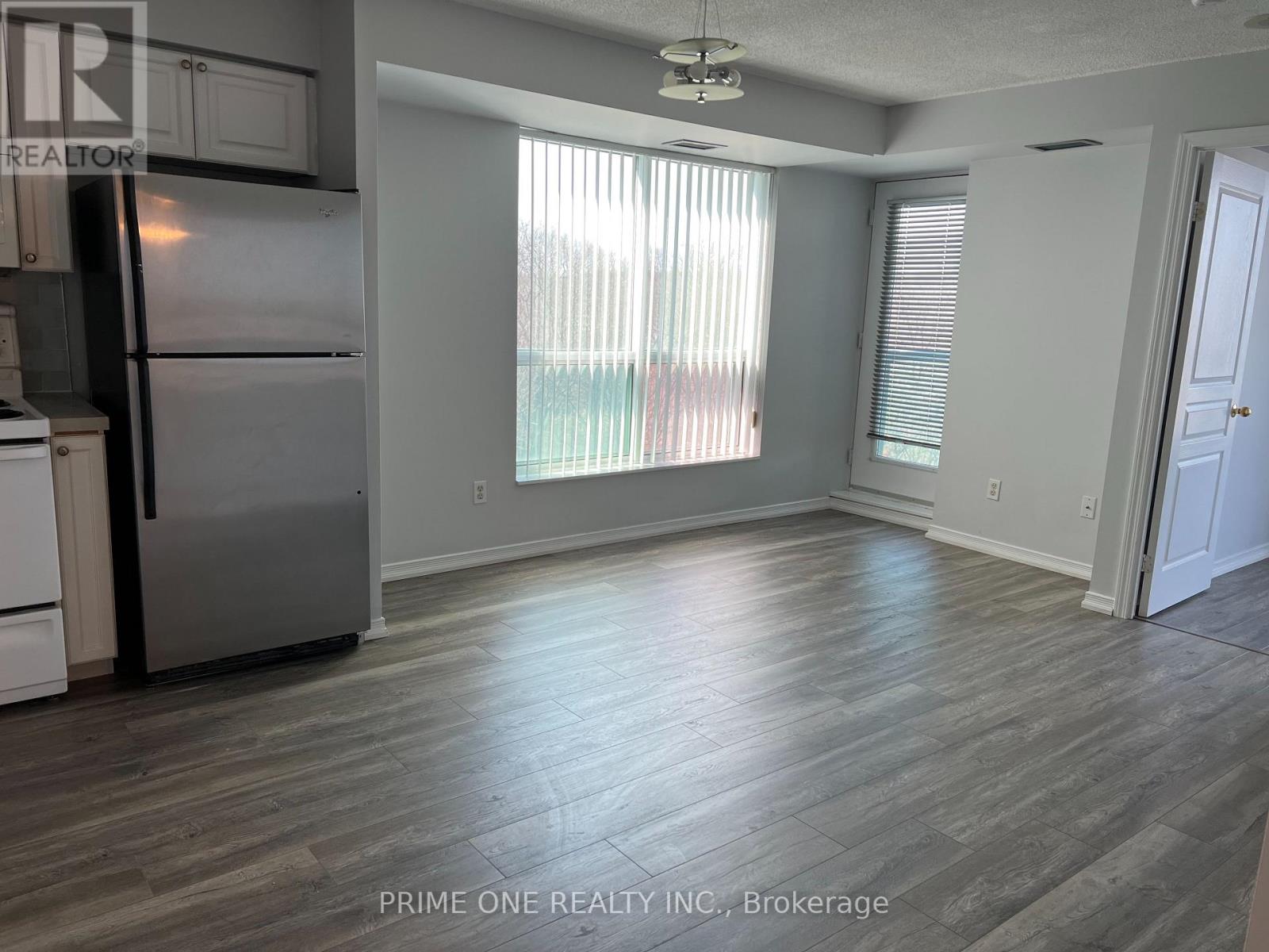 510 - 2545 Erin Centre Boulevard, Mississauga, Ontario  L5M 6Z9 - Photo 4 - W13442376