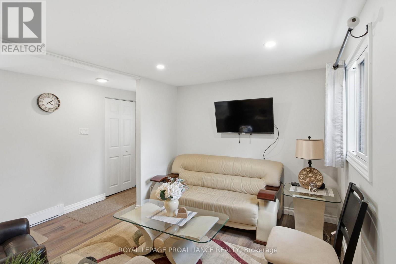 209 Helen Street S, Edwardsburgh/cardinal, Ontario  K0E 1E0 - Photo 12 - X13442386