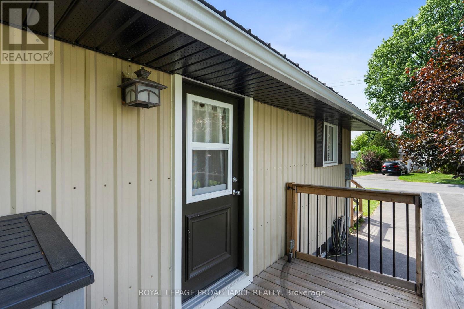 209 Helen Street S, Edwardsburgh/cardinal, Ontario  K0E 1E0 - Photo 27 - X13442386