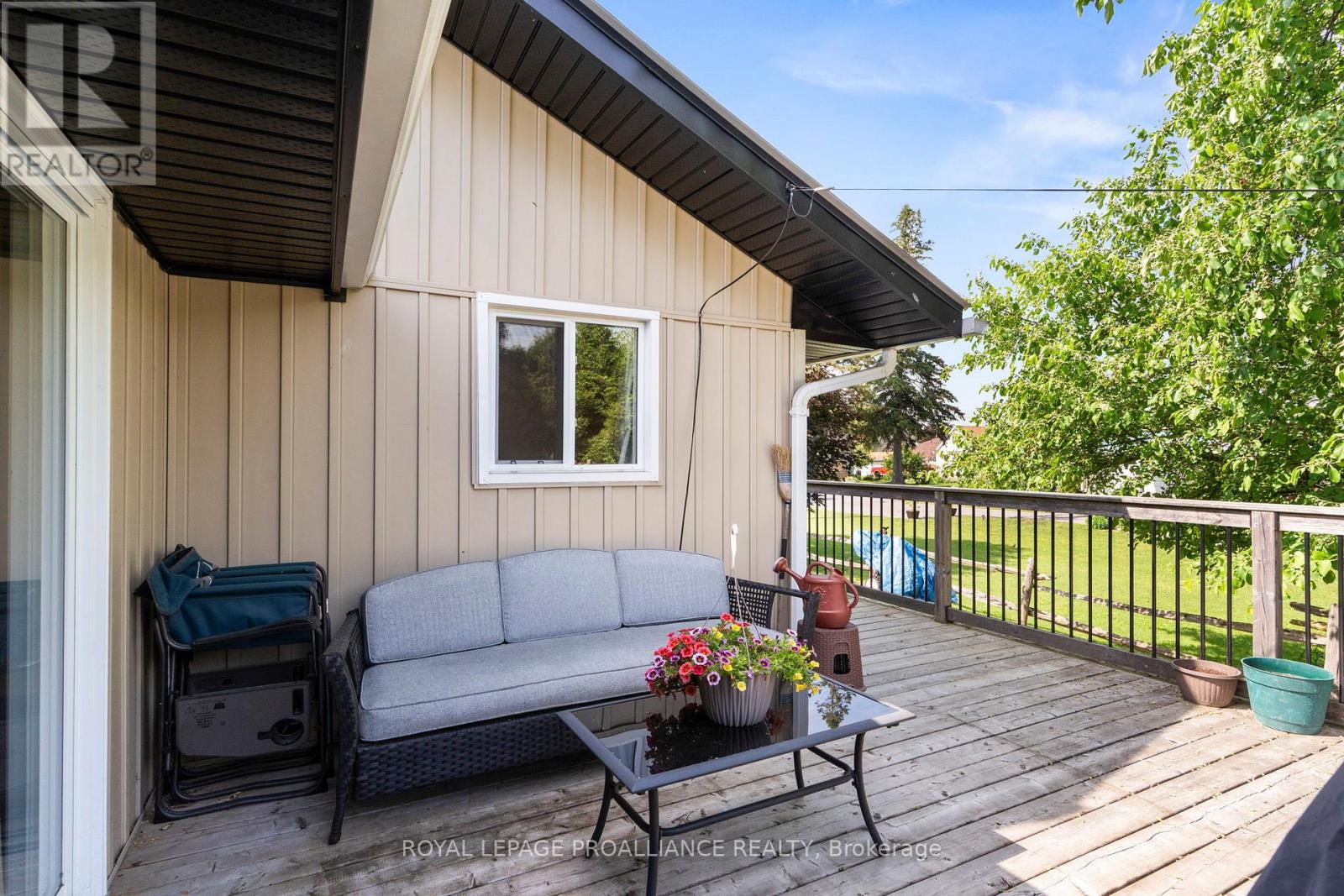 209 Helen Street S, Edwardsburgh/cardinal, Ontario  K0E 1E0 - Photo 28 - X13442386