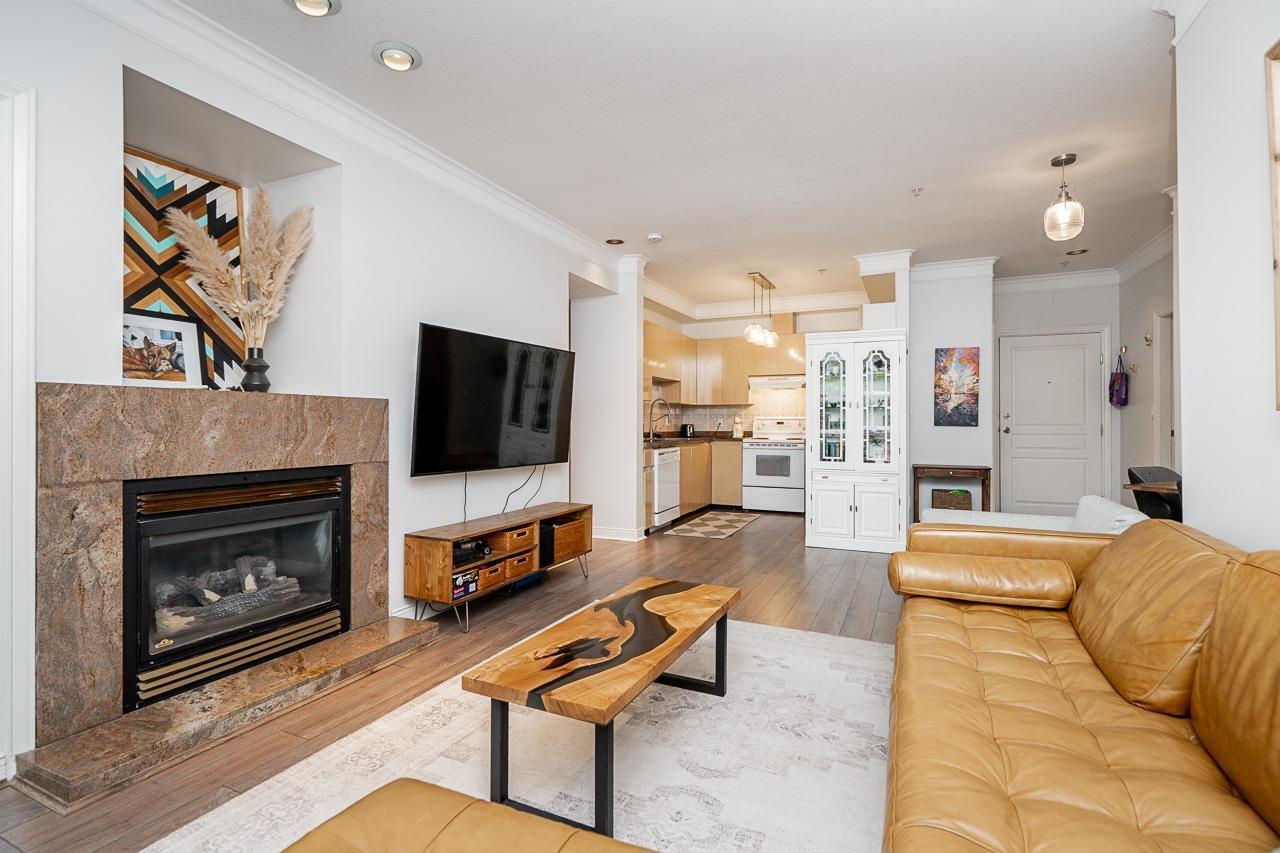 116 8115 121a Street, Surrey, British Columbia  V3W 1J2 - Photo 6 - R3134988