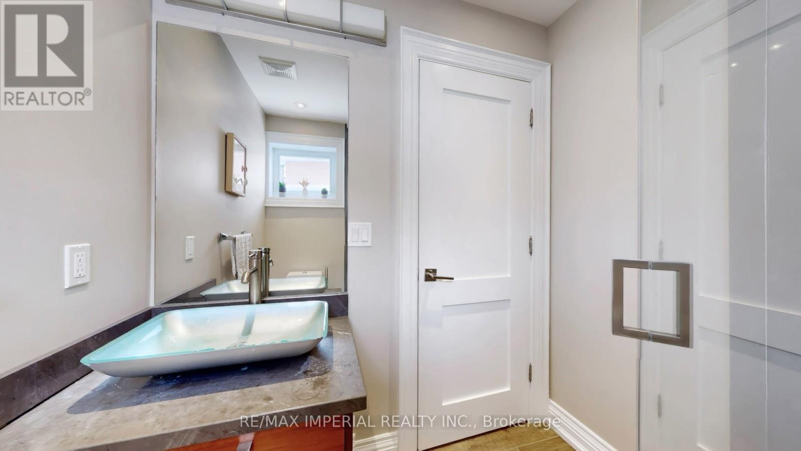 35 Waddington Crescent, Toronto, Ontario  M2J 2Z9 - Photo 18 - C13442398
