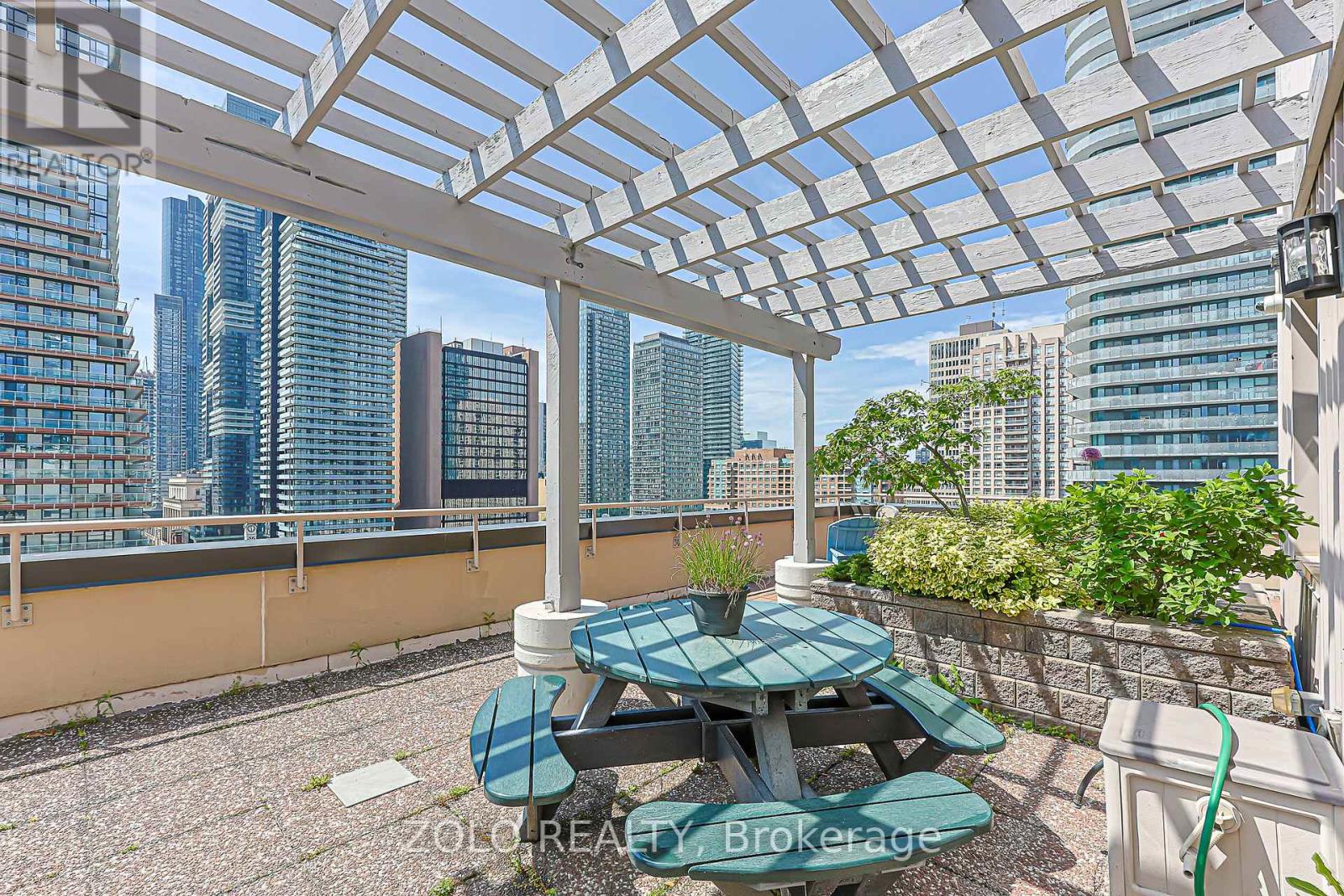 610 - 555 Yonge Street, Toronto, Ontario  M4Y 1Y7 - Photo 35 - C13442400