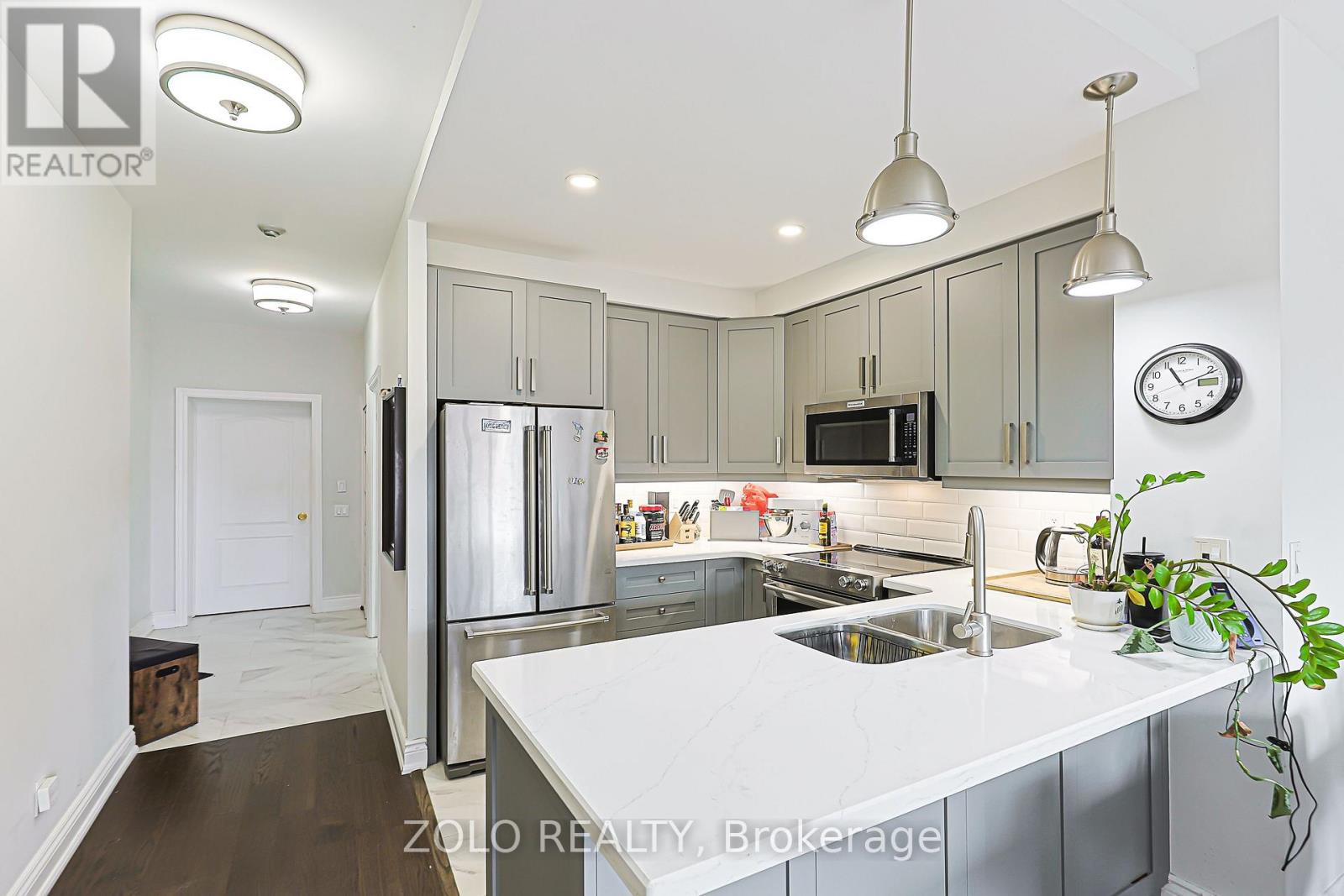 610 - 555 Yonge Street, Toronto, Ontario  M4Y 1Y7 - Photo 6 - C13442400