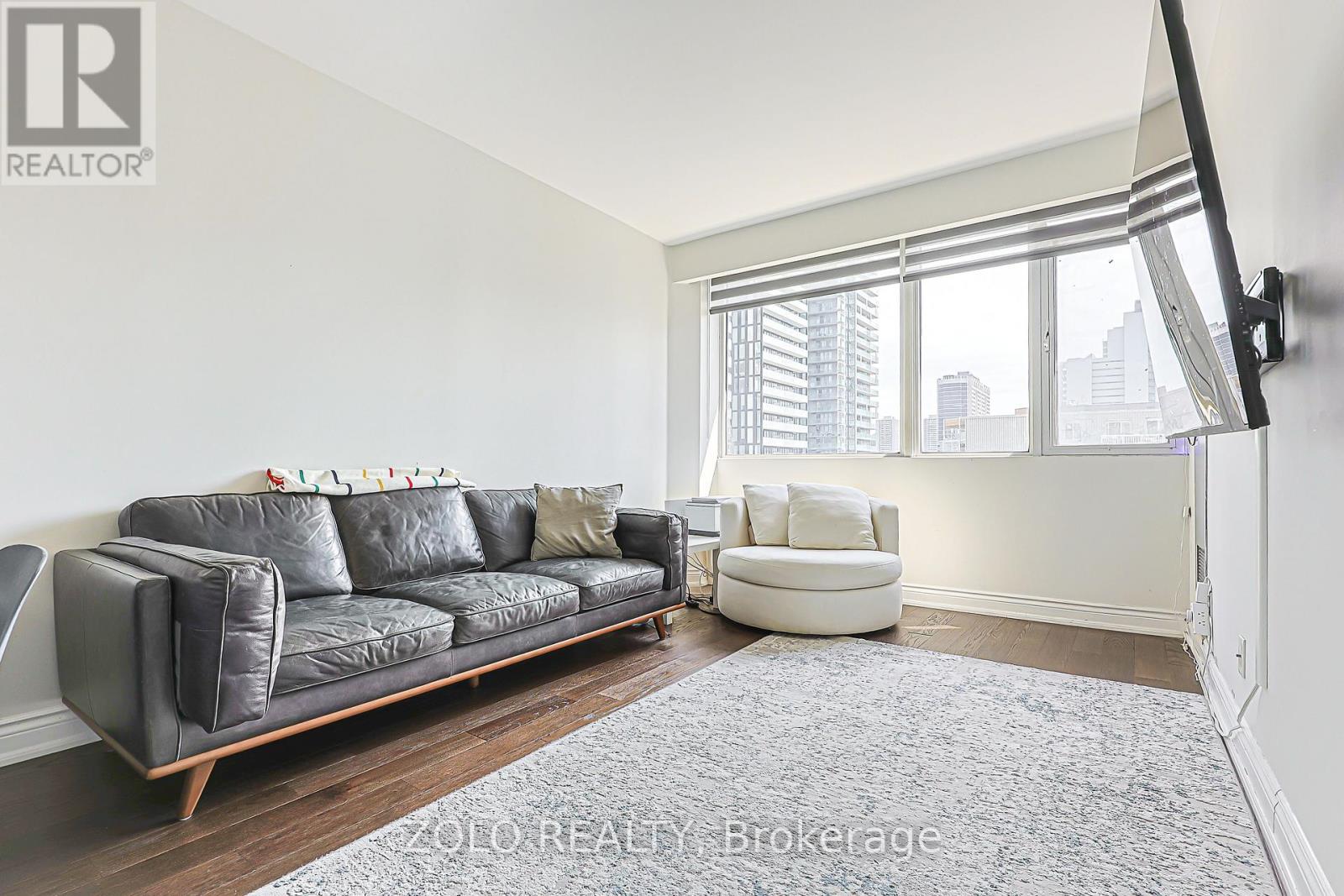 610 - 555 Yonge Street, Toronto, Ontario  M4Y 1Y7 - Photo 9 - C13442400