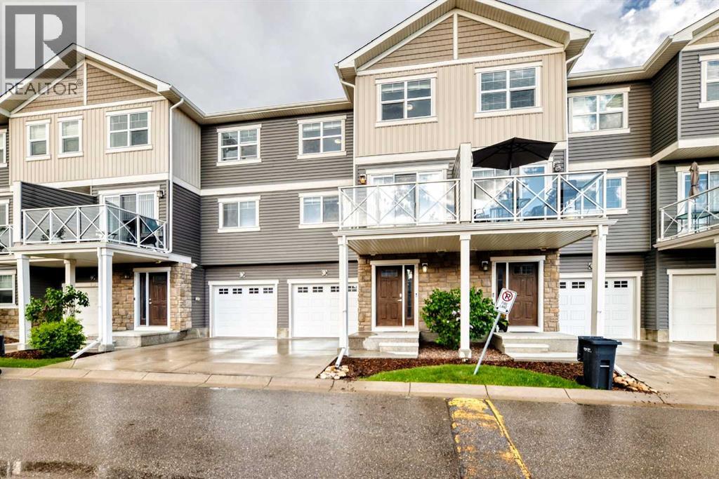 709 Skyview Ranch Grove Ne, Calgary, Alberta  T3N 0R9 - Photo 2 - A2318680