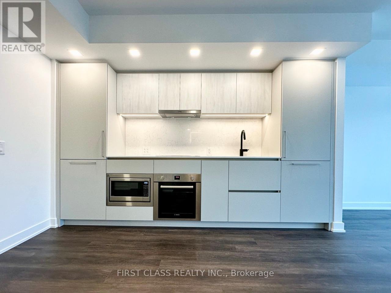 2103 - 609 Sherbourne Street, Toronto, Ontario  M4X 0A4 - Photo 2 - C13442416