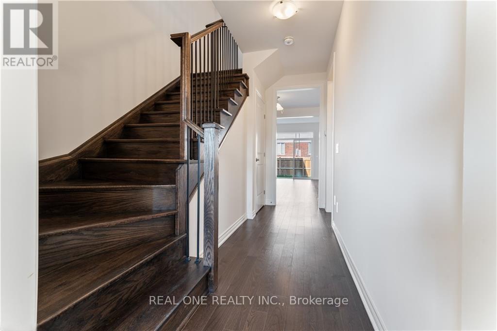 335 Raymond Road, Hamilton, Ontario  L9K 0J8 - Photo 3 - X13442420