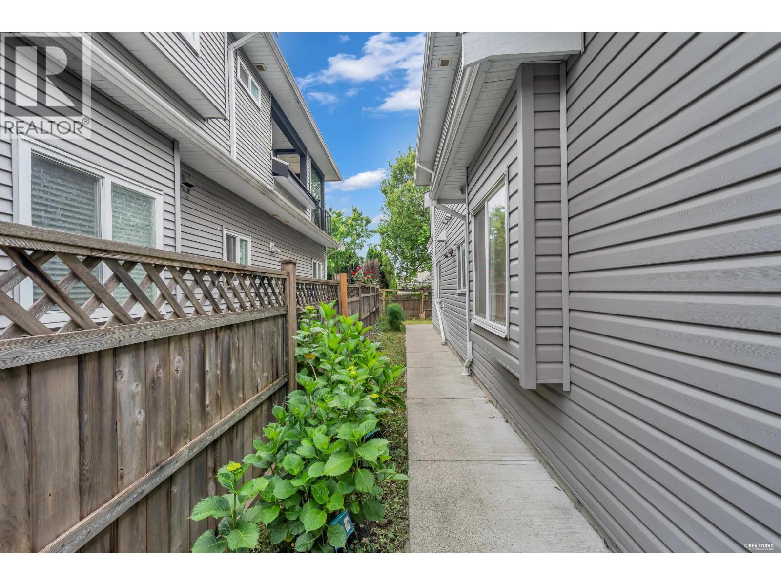 Listing image 27