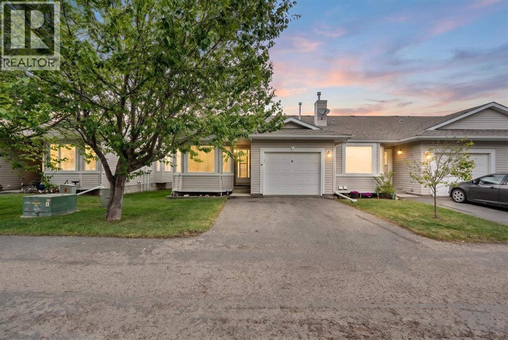 4, 16 Champion Road, Carstairs, Alberta  T0M 0N0 - Photo 1 - A2319667