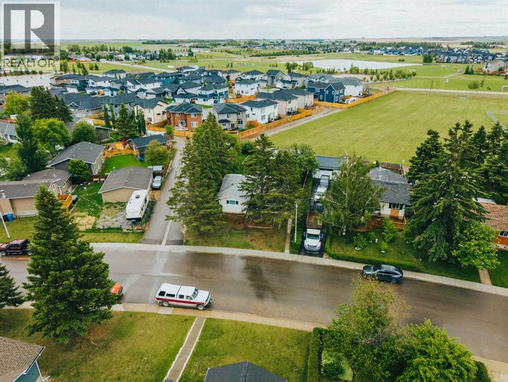 1329 Idaho Street, Carstairs, Alberta  T0M 0N0 - Photo 2 - A2320630