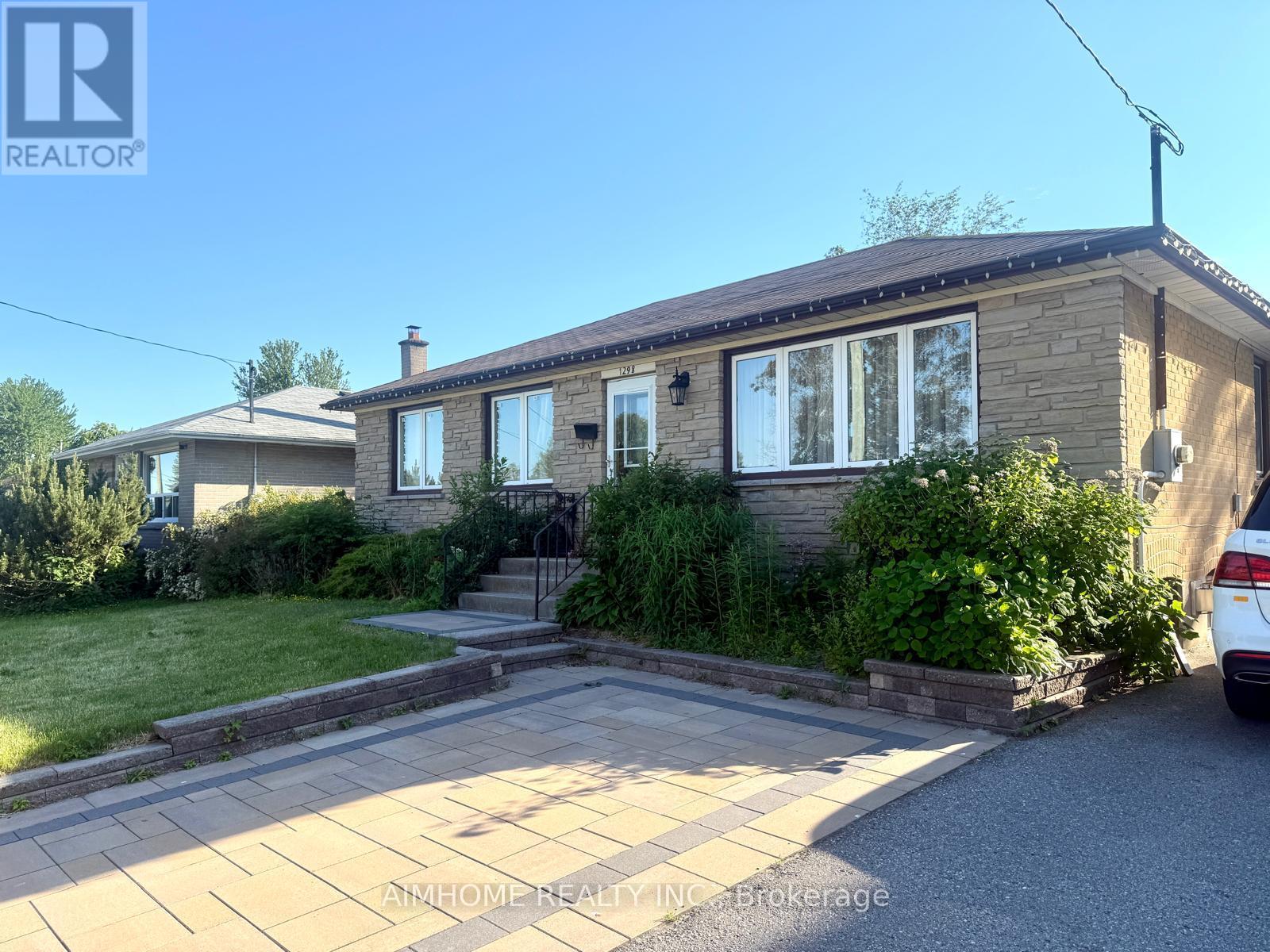 MAIN - 1298 MINDEN STREET, Oshawa, Ontario