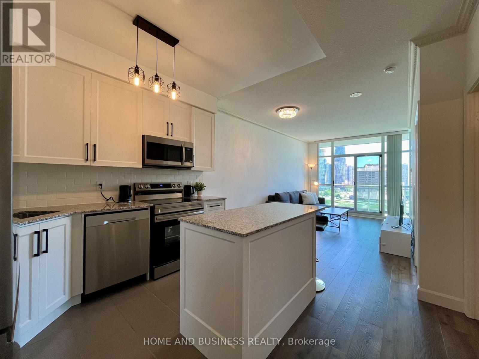 1004 - 223 Webb Drive, Mississauga, Ontario  L5R 0E8 - Photo 10 - W13442444