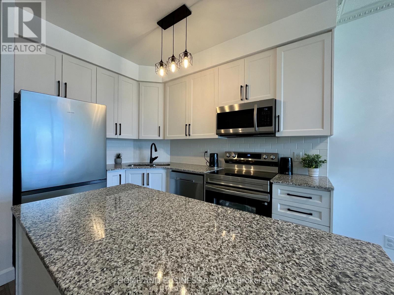 1004 - 223 Webb Drive, Mississauga, Ontario  L5R 0E8 - Photo 11 - W13442444