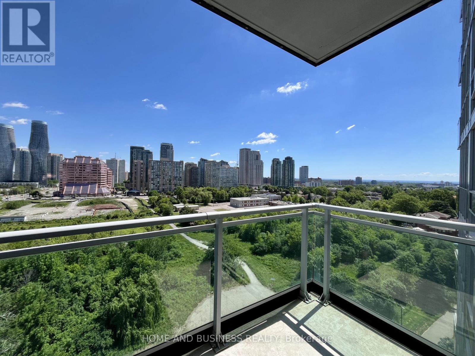 1004 - 223 Webb Drive, Mississauga, Ontario  L5R 0E8 - Photo 13 - W13442444