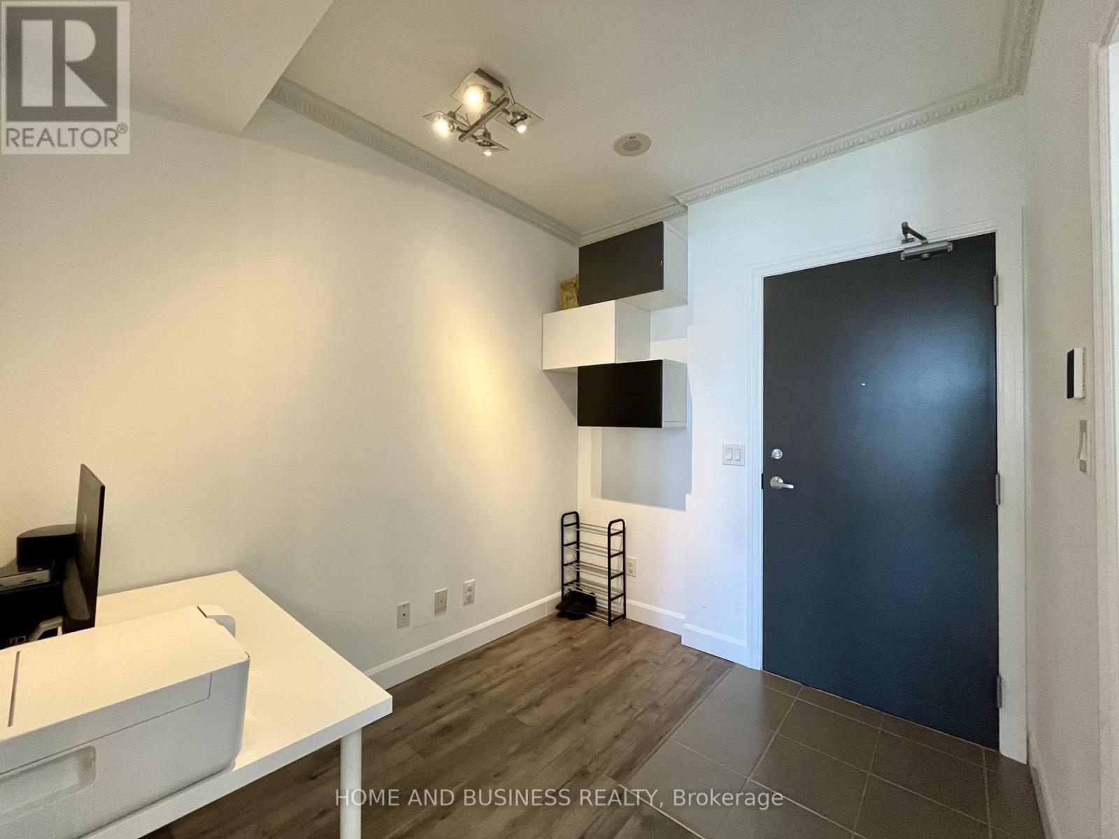 1004 - 223 Webb Drive, Mississauga, Ontario  L5R 0E8 - Photo 7 - W13442444
