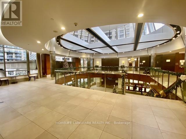 119 - 3888 Duke Of York Boulevard, Mississauga, Ontario  L5B 4P5 - Photo 4 - W13442446