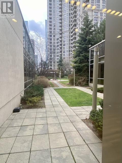 119 - 3888 Duke Of York Boulevard, Mississauga, Ontario  L5B 4P5 - Photo 5 - W13442446