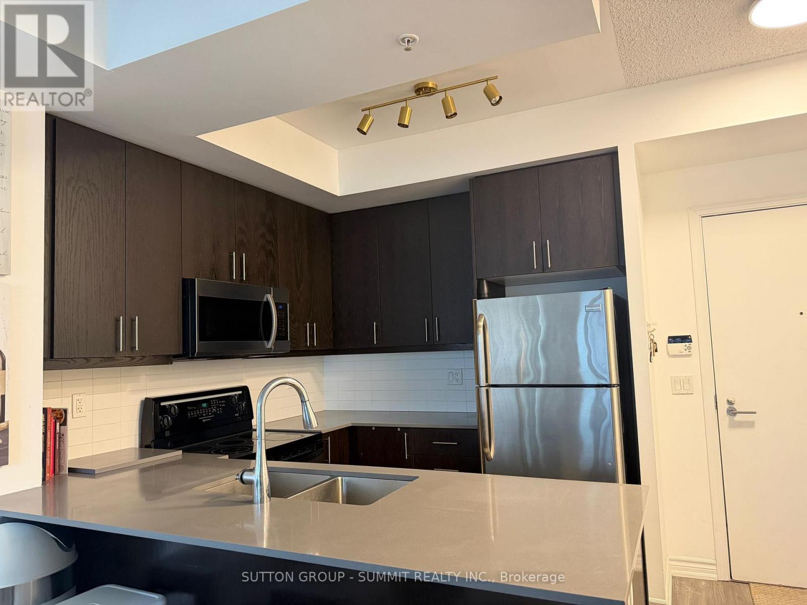 915 - 15 James Finlay Way, Toronto, Ontario  M3M 0B3 - Photo 7 - W13442448