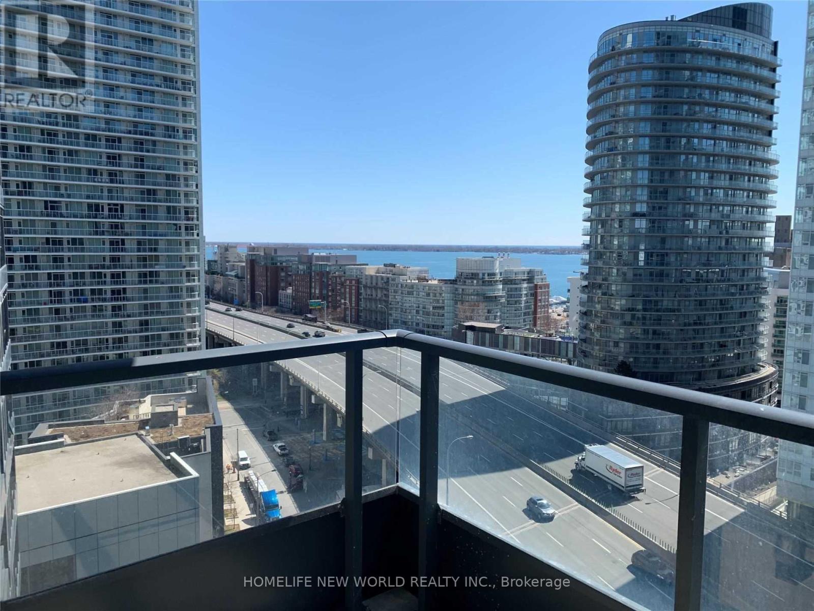 1502 - 70 Queens Wharf Road, Toronto, Ontario  M5V 0J2 - Photo 12 - C13442468
