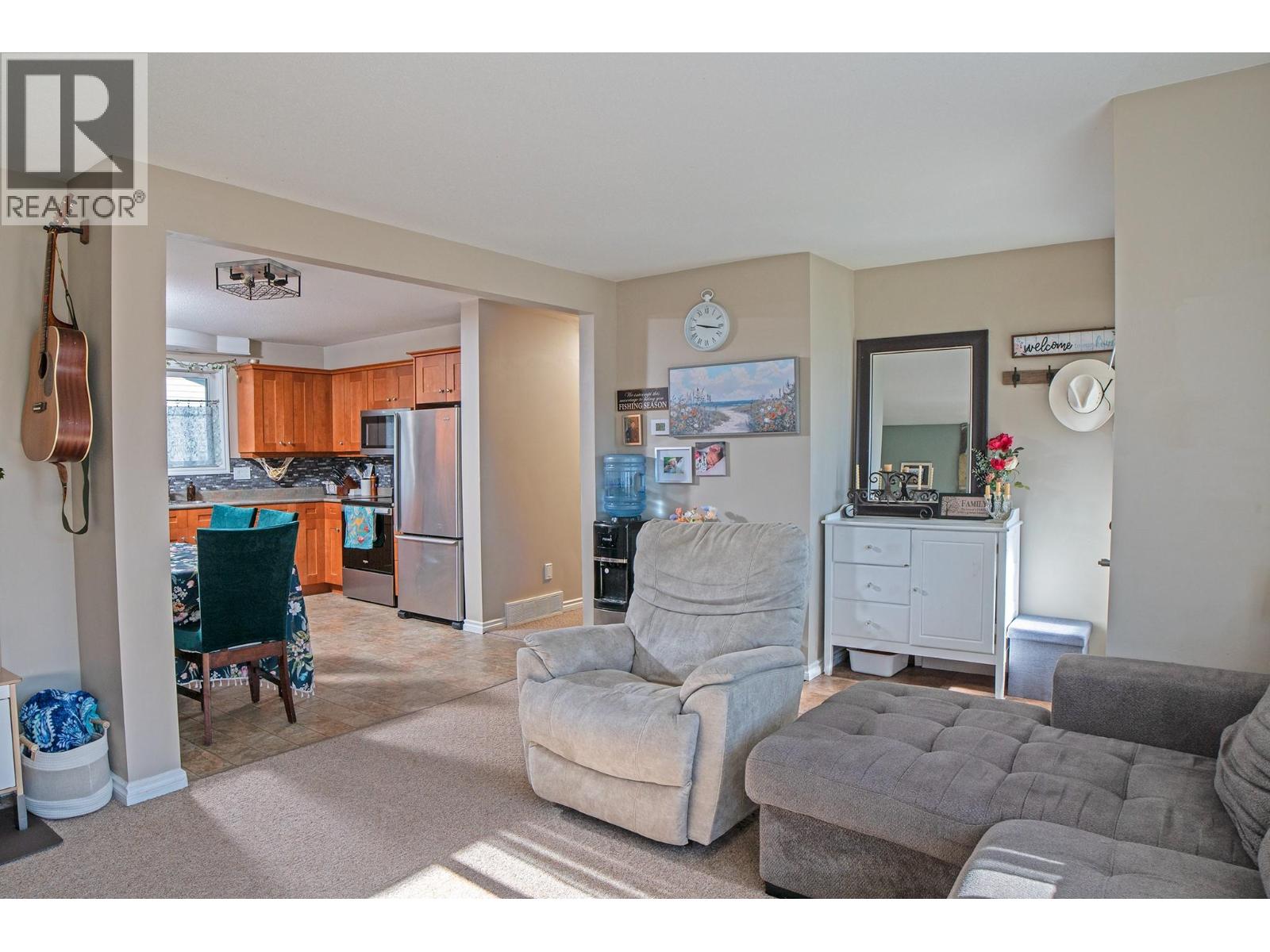 703 14th  S Avenue, Cranbrook, British Columbia  V1C 2Y2 - Photo 5 - 10390954