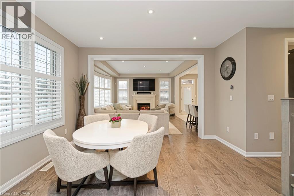 355 Wisteria Way, Oakville, Ontario  L6M 1L6 - Photo 4 - 40835650