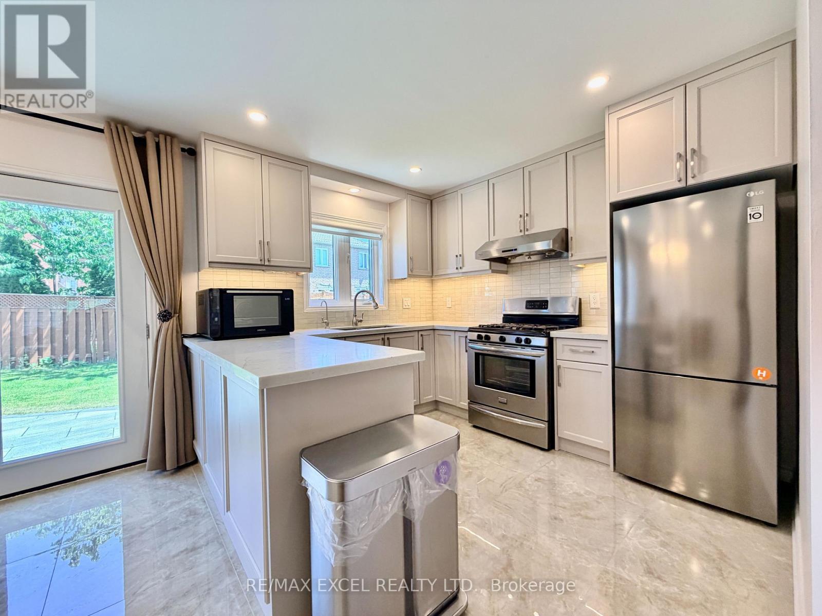 81 Alfred Paterson Drive, Markham, Ontario  L6E 1J5 - Photo 2 - N13442490