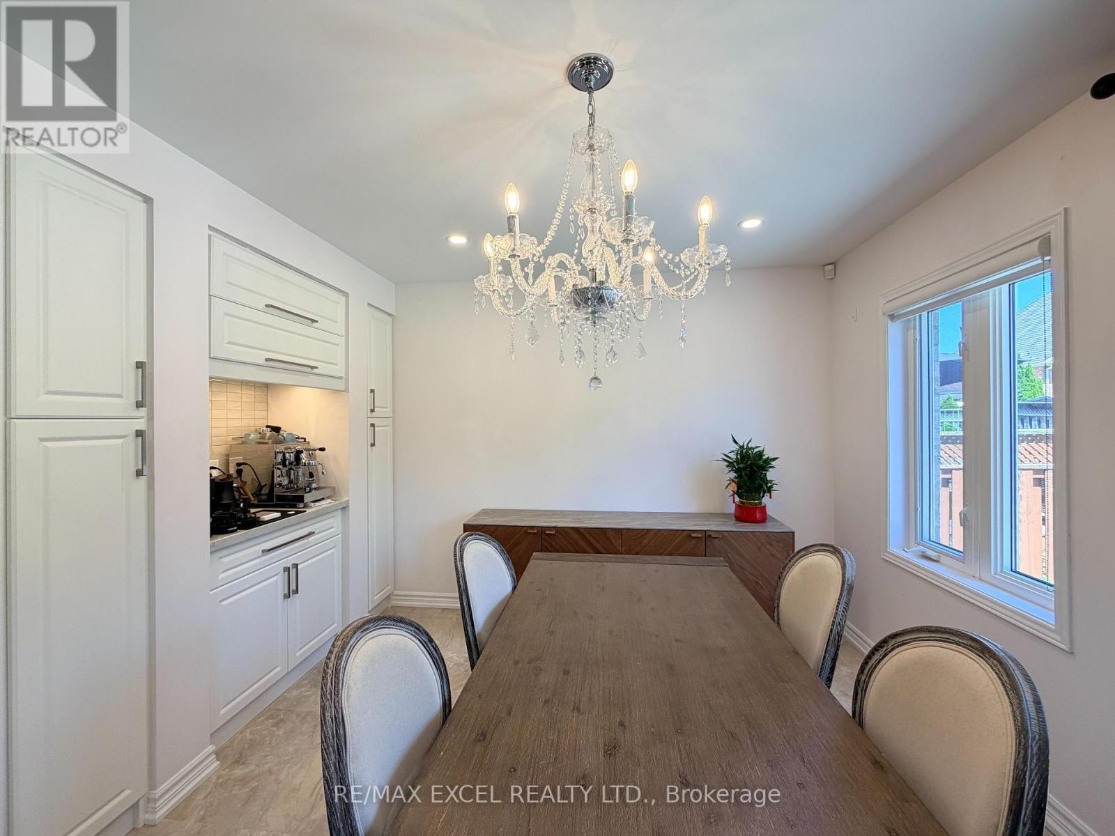 81 Alfred Paterson Drive, Markham, Ontario  L6E 1J5 - Photo 5 - N13442490