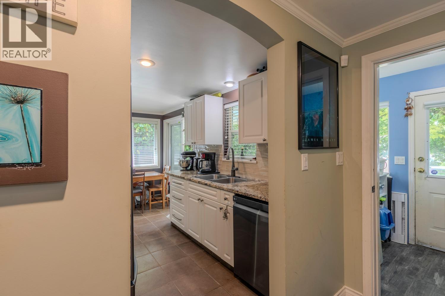 38807 Britannia Avenue, Squamish, British Columbia  V8B 0A7 - Photo 28 - R3130481