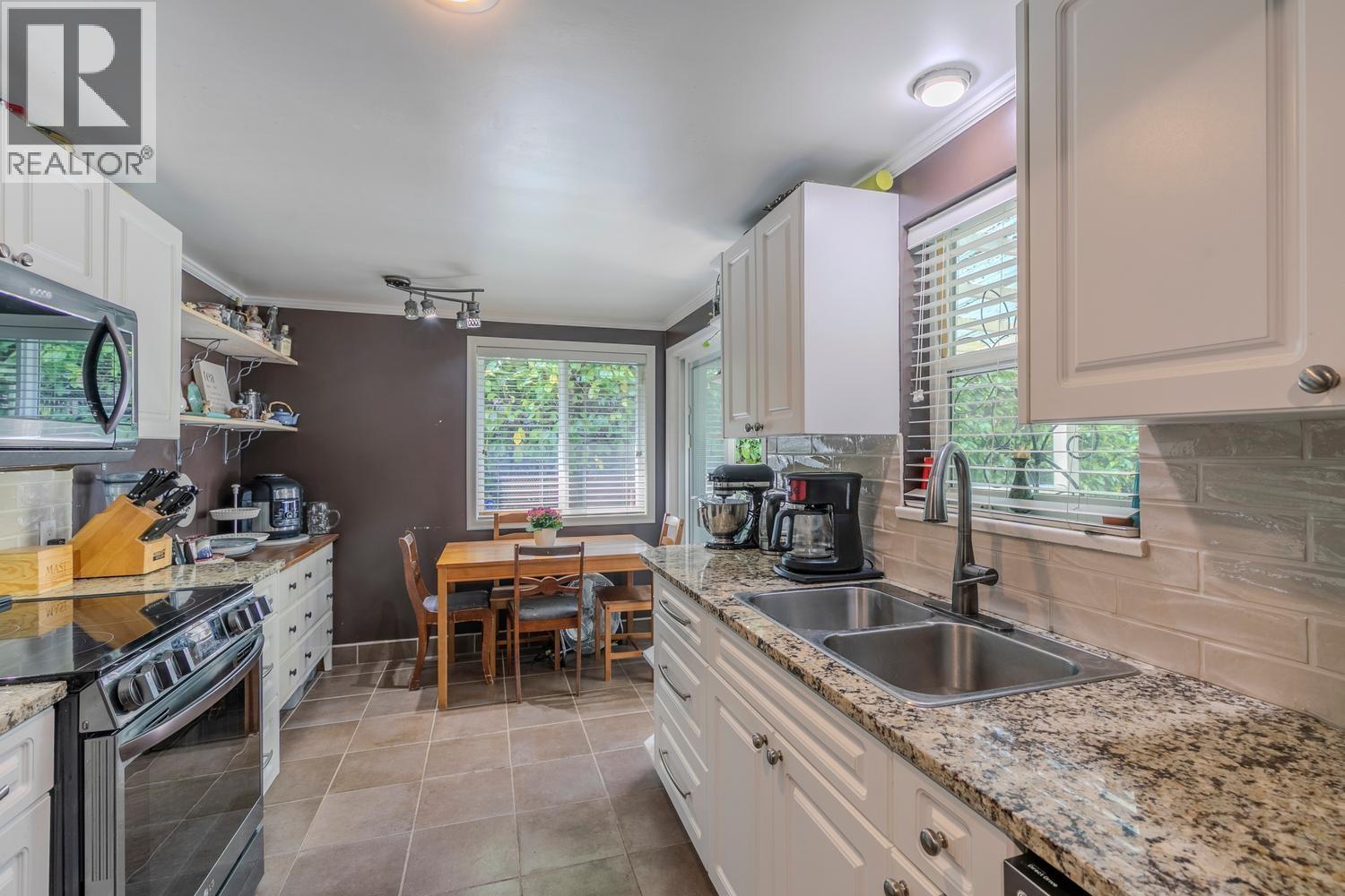 38807 Britannia Avenue, Squamish, British Columbia  V8B 0A7 - Photo 9 - R3130481