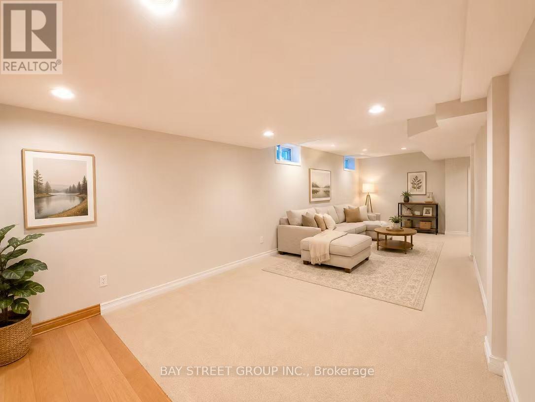 1054 Chateau Court, Mississauga, Ontario L5H 4J8 - Photo 38 - W13442486