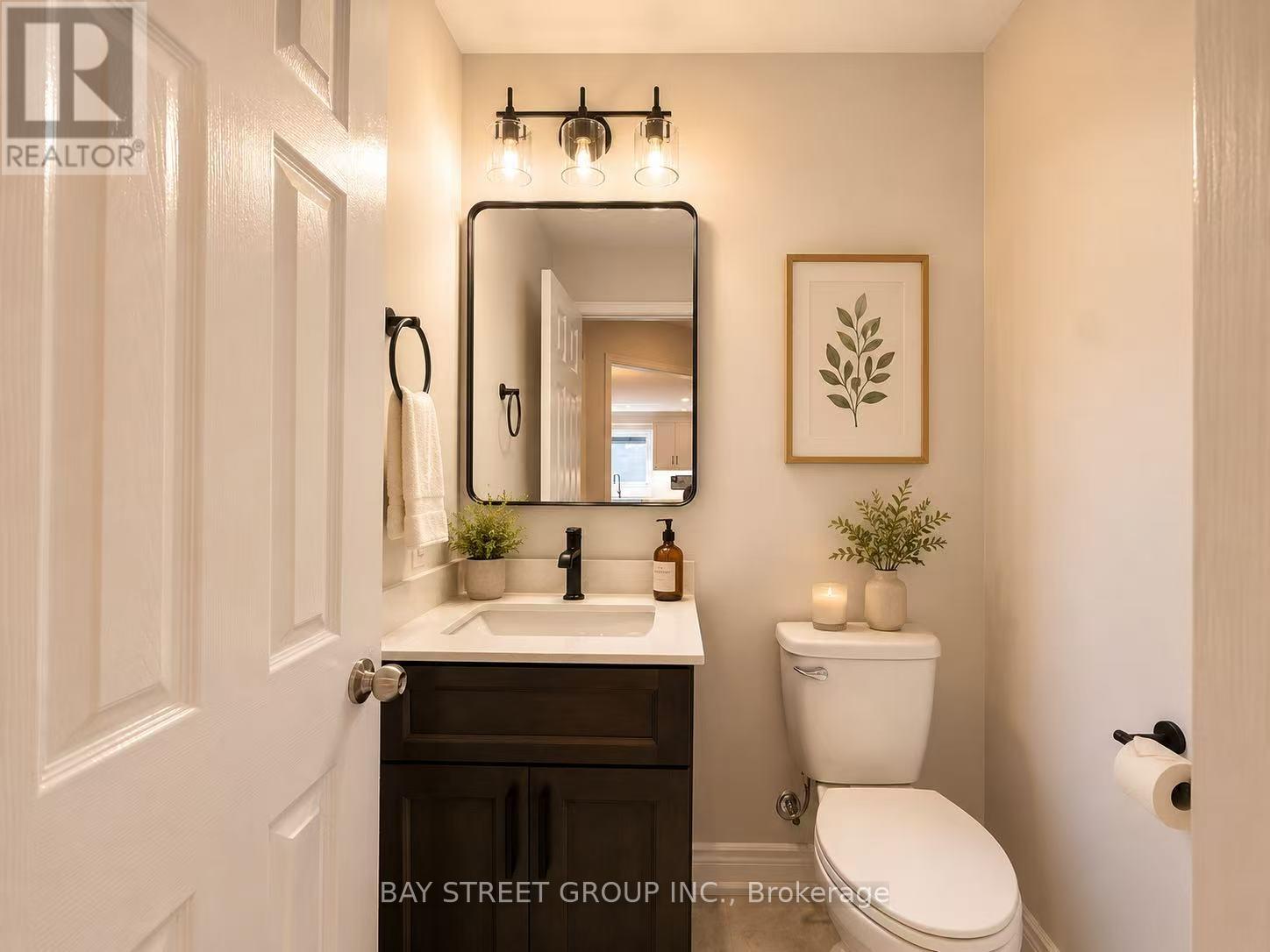 1054 Chateau Court, Mississauga, Ontario L5H 4J8 - Photo 7 - W13442486