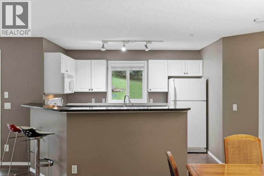 101, 6000 Somervale Court Sw, Calgary, Alberta  T2Y 4J4 - Photo 13 - A2317900