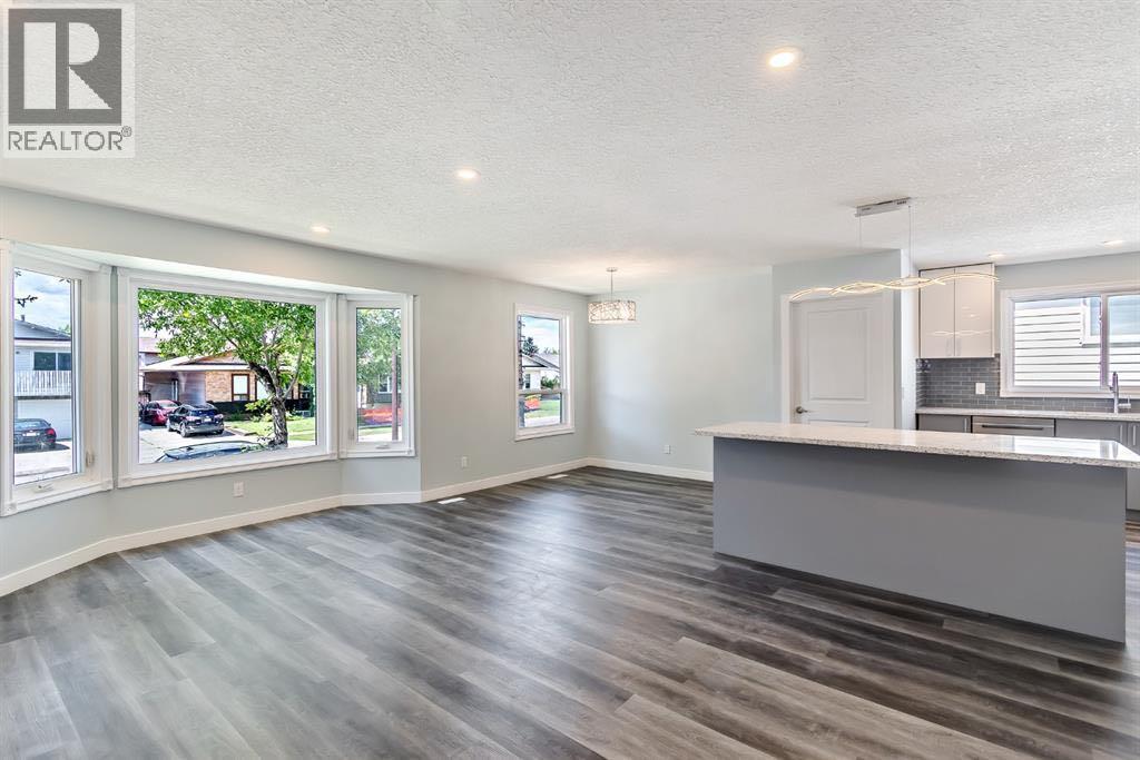 4528 40 Street Ne, Calgary, Alberta  T3K 1M4 - Photo 1 - A2319458