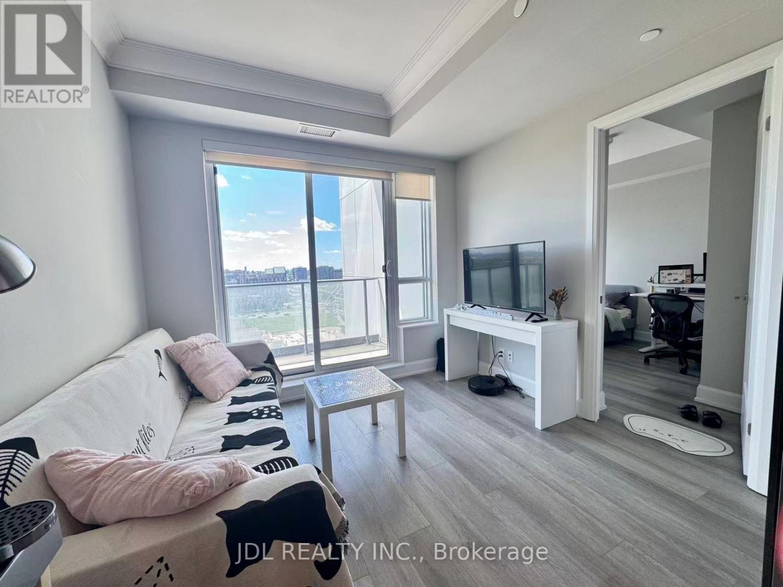 1906 - 8 Water Walk Drive, Markham, Ontario  L3R 6L4 - Photo 7 - N13442502