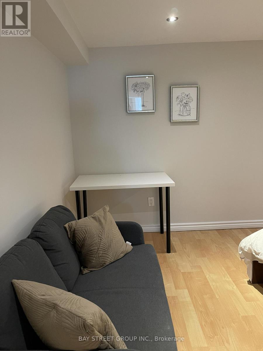 W/o Basement - 239 Crestwood Road, Vaughan, Ontario L4J 1A8 - Photo 14 - N13442506