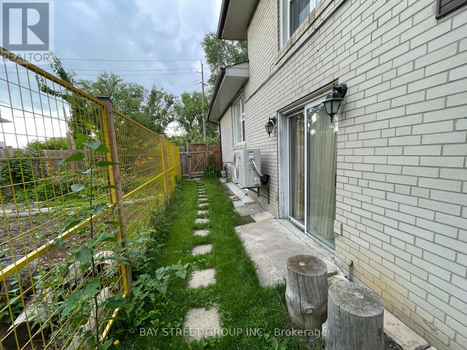 W/o Basement - 239 Crestwood Road, Vaughan, Ontario L4J 1A8 - Photo 16 - N13442506