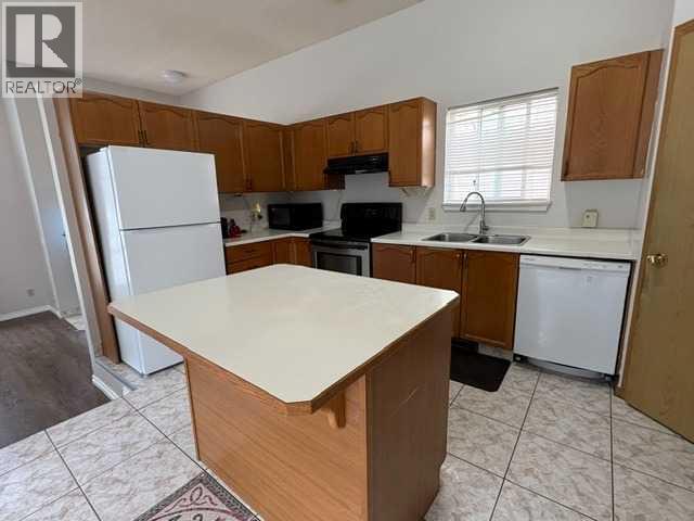 6934 Laguna Way Ne, Calgary, Alberta  T1Y 6W2 - Photo 7 - A2320961