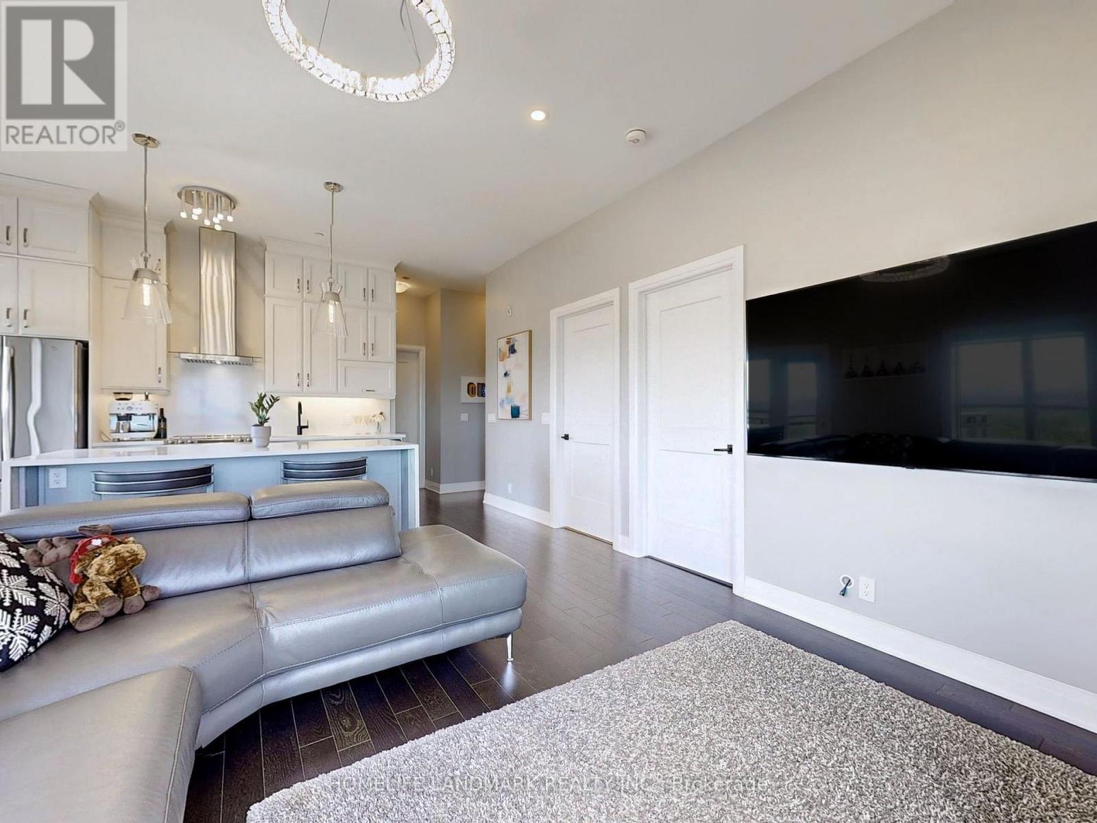 622 - 102 Grovewood Common, Oakville, Ontario  L6H 0X2 - Photo 7 - W13442512
