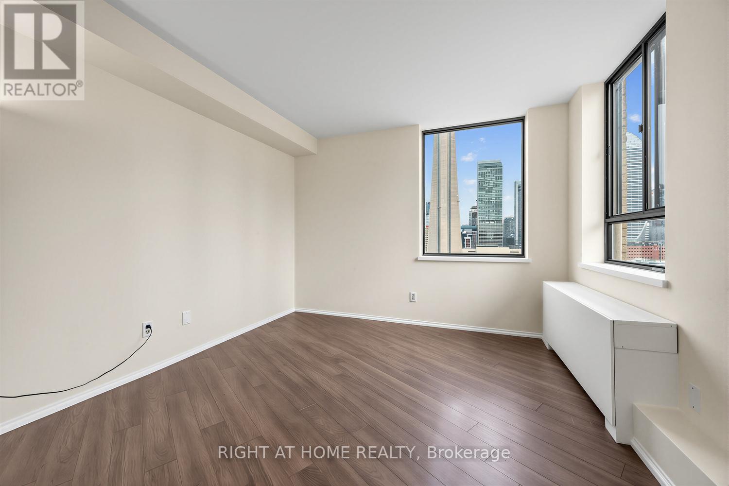 1906 - 260 Queens Quay W, Toronto, Ontario  M5J 2N3 - Photo 22 - C13441018